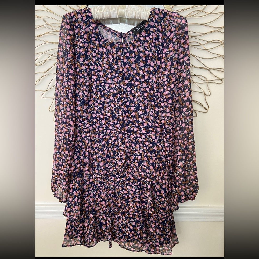 Long sleeve dress